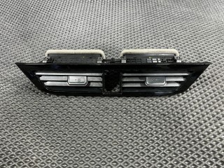 дефлектор обдува салона Volkswagen Taos 1 поколение 2023, 1.5 л., DNKA, бензин, АКПП, внедорожник 5 дв., передний привод, 2GJ819728