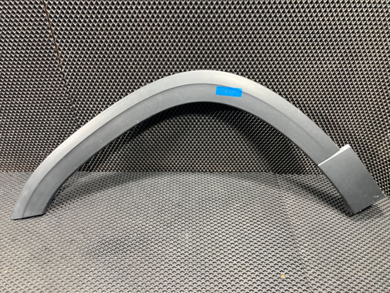 молдинг крыла Volkswagen Taos 1 поколение 2021, 1.5 л., DNKA, бензин, АКПП, внедорожник 5 дв., 2GJ854819 - фото №1