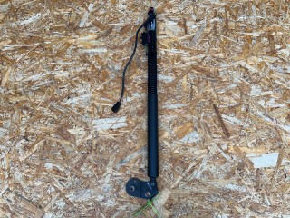 амортизатор крышки багажника (3-5 двери) Audi A7 4G 2012, 3.0 л., CGXB, бензин, АКПП, хетчбэк 5 дв., 4G8827852F