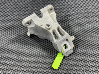 кронштейн двигателя Land Rover Range Rover Sport 2 поколение L494 2017, 5.0 л., 508PS, бензин, АКПП, внедорожник 5 дв., CPLA6037AC, LR033180