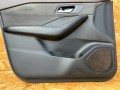 обшивка двери передняя левая Nissan Rogue T33 2023, 1.5 л., KR15, бензин, АКПП, внедорожник 5 дв., передний привод, 809776RA001 - фото №5