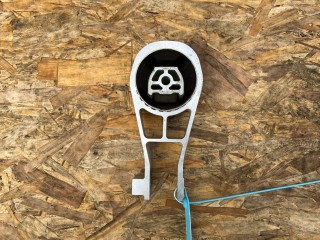 подушка крепления КПП Chevrolet Trax 2 поколение 2024, 1.2 л., LIH, бензин, АКПП, внедорожник 5 дв., передний привод, 60005917, 60009131, 60002231