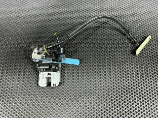 замок багажника Audi S8 D4 2013, 4.0 л., CGTA, бензин, АКПП, седан, 4H0827505