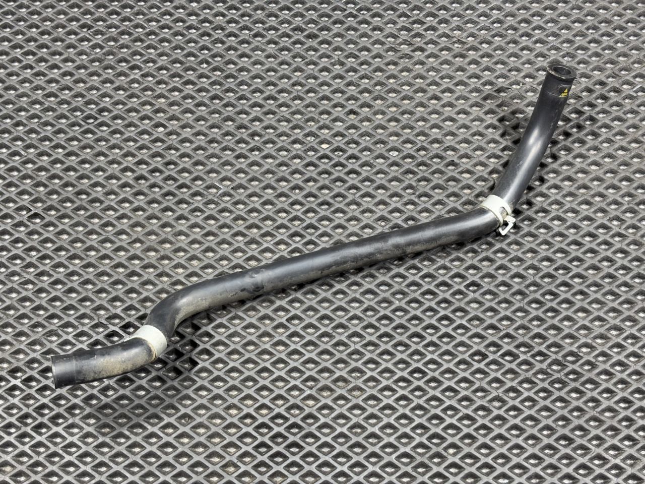 патрубок (трубопровод, шланг) Kia K5 3 поколение 2022, 1.6 л., G4FP, бензин, АКПП, 26730-2M800 - фото №1