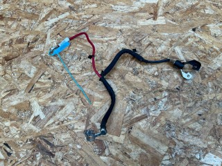 плюсовой провод аккумулятора Volkswagen Tiguan 2 поколение [рестайлинг] 2024, 2.0 л., DTEA, бензин, АКПП, внедорожник 5 дв., полный привод, 5QA971228AL