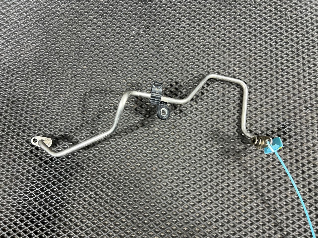 масляная трубка Volkswagen Taos 1 поколение 2023, 1.5 л., DNKA, бензин, АКПП, внедорожник 5 дв., передний привод, 05E145140S - фото №1