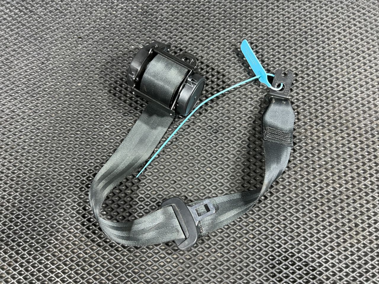 ремень безопасности Volkswagen Taos 1 поколение 2023, 1.5 л., DNKA, бензин, АКПП, внедорожник 5 дв., передний привод, 2GJ857805A, 653222600B - фото №1