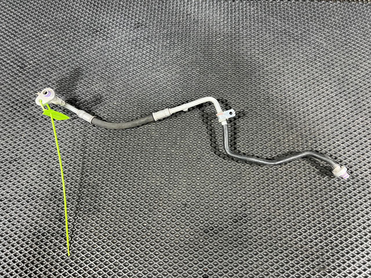 трубка кондиционера Jaguar XE 1 поколение X760 2016, 3.0 л., AJ 126, бензин, АКПП, седан, T2H6667, LR091477, GX7319N648BB - фото №1