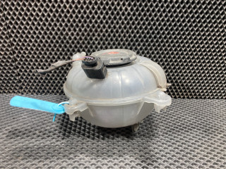 бачок расширительный Volkswagen Taos 1 поколение 2021, 1.5 л., DNKA, бензин, АКПП, внедорожник 5 дв., 5QM121407E