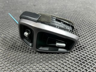 дефлектор обдува салона Kia Sorento 4 поколение 2023, 2.0 л., G4KA, бензин, АКПП, внедорожник 5 дв., передний привод, 97480-R5000