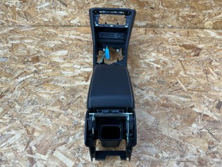 консоль салона Volkswagen Tiguan 2 поколение [рестайлинг] 2024, 2.0 л., DTEA, бензин, АКПП, внедорожник 5 дв., полный привод, 5NN862531, 5NN863243