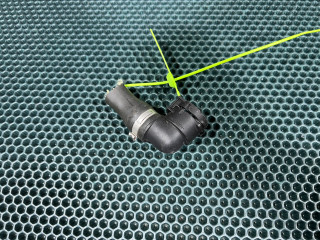 патрубок (трубопровод, шланг) Land Rover Range Rover Sport 2 поколение L494 2016, 3.0 л., 306PS, бензин, АКПП, внедорожник 5 дв.