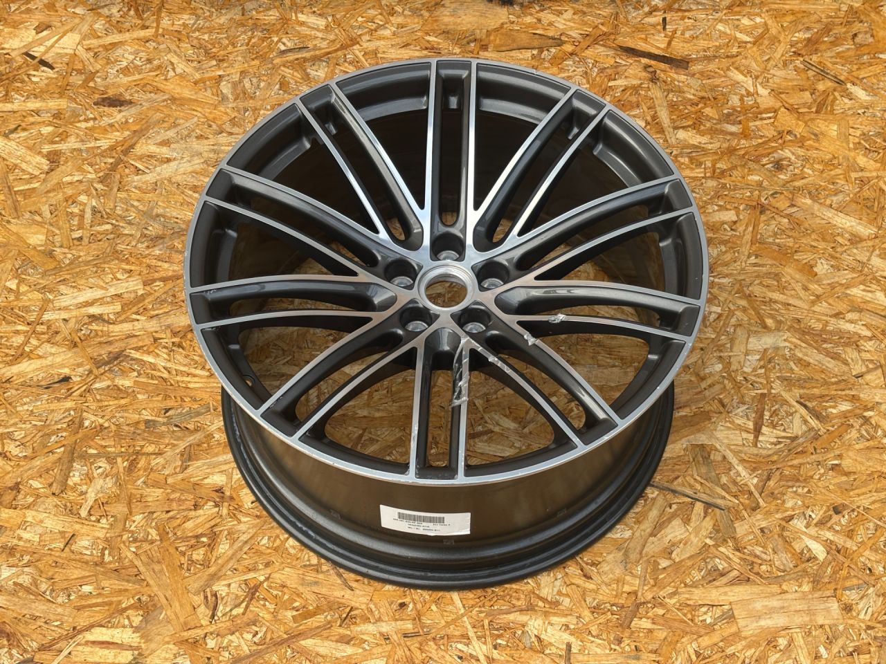 диск литой Porsche Macan 1 поколение (2013 - 2019), 95B601025DP - фото №1