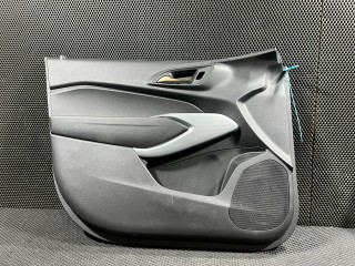 обшивка двери передняя левая Chevrolet Trax 2 поколение 2024, 1.2 л., LIH, бензин, АКПП, внедорожник 5 дв., передний привод, 42851044, 42851016