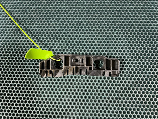 крепление ( кронштейн ) крыла Audi A5 F5 2019, 2.0 л., CVKB, бензин, АКПП, лифтбэк, 8W6853922, 8W6853922A