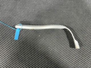 крепление ( кронштейн ) крыла Audi S8 D4 2013, 4.0 л., CGTA, бензин, АКПП, седан, 4H0821259C