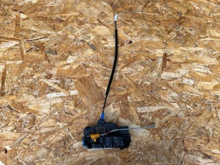 замок двери передней левой Opel Mokka 1 поколение 2012