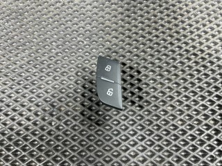 кнопка центрального замка Audi A7 4G 2012, 3.0 л., CGWB, бензин, АКПП, хетчбэк 5 дв., 4G8962108