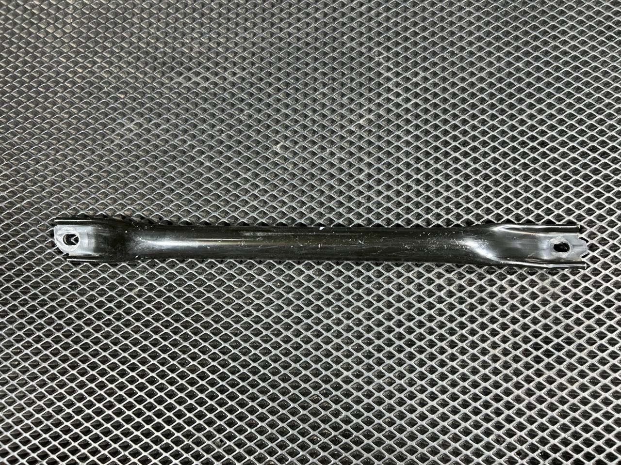 распорка кузова BMW 7 серия G11/G12 2017, 3.0 л., B57 D30 A, дизель, АКПП, седан, 7408385, 51617408385 - фото №1