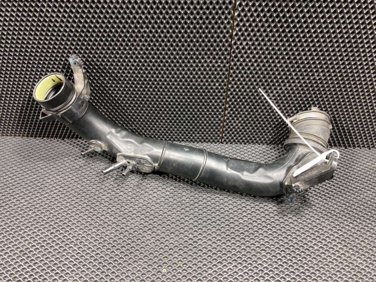 патрубок воздушного фильтра Ford Bronco Sport 1 поколение 2020, 1.5 л., бензин, АКПП, внедорожник 5 дв., LX619C623CA, K2G39T331CA - фото №1