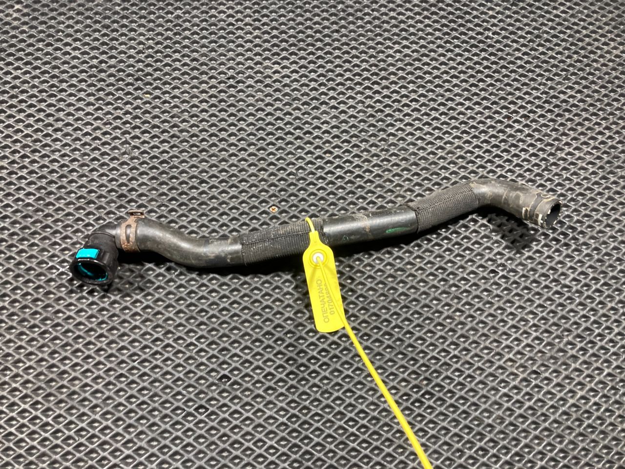 патрубок (трубопровод, шланг) Land Rover Range Rover Sport 2 поколение 2015, 5.0 л., 508PS, бензин, АКПП, внедорожник 5 дв., FPLA8K512AA, LR062459 - фото №1