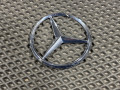 эмблема Mercedes-Benz GLC-Класс X253 [рестайлинг] 2019, 2.0 л., бензин, АКПП, внедорожник 5 дв., A2538170016 - фото №5