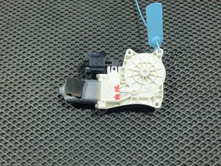 моторчик стеклоподъемника передний правый Jaguar XE 1 поколение 2016, 2.0 л., бензин, АКПП, седан, C39789-101, C42013-104