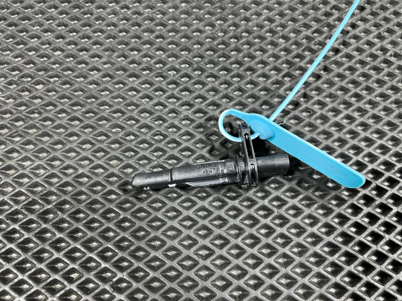 датчик коленвала Chevrolet Trax 2 поколение 2024, 1.2 л., бензин, АКПП, внедорожник 5 дв., передний привод, 12706708, 55507118 - фото №1