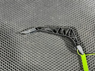 кронштейн радиатора Audi Q3 8U [рестайлинг] 2016, 2.0 л., бензин, АКПП, внедорожник 5 дв., 8U0805528