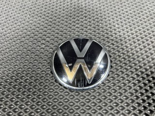 эмблема Volkswagen Taos 1 поколение 2023, 1.5 л., DNKA, бензин, АКПП, внедорожник 5 дв., передний привод, 3CM853630