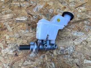 цилиндр тормозной главный Kia K5 3 поколение 2023, 1.6 л., G4FP, бензин, АКПП, L15856300