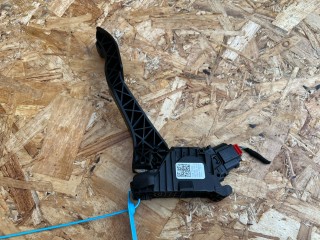 педаль Volkswagen Tiguan 2 поколение [рестайлинг] 2024, 2.0 л., DTEA, бензин, АКПП, внедорожник 5 дв., полный привод, 5QN723503