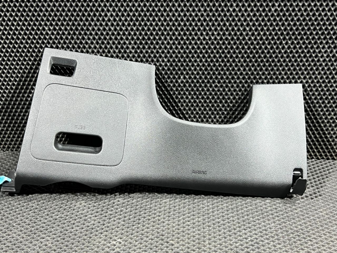 накладка на торпедо (консоль) Kia K5 3 поколение 2023, 1.6 л., G4FP, бензин, АКПП, седан, 84750-L3000, 84750-L3100 - фото №1