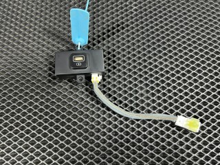 разъем AUX / USB Kia Sorento 4 поколение 2023, 2.5 л., бензин, АКПП, внедорожник 5 дв., передний привод, 96125-P2600