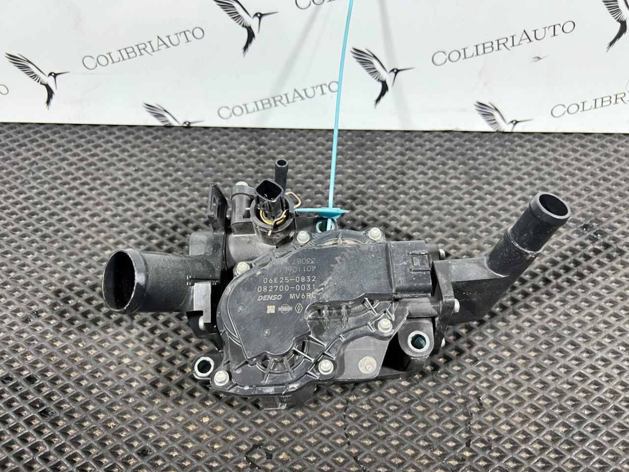 корпус термостата Nissan Rogue T33 2022, 1.5 л., KR15, бензин, АКПП, внедорожник 5 дв., 0827000031 - фото №1