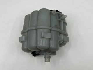 бачок расширительный Audi A4 B9 2018, 3.0 л., CWGD, бензин, 8W1121405J, 8W1121403B
