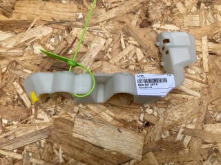 Крепление бампера переднего Audi S4 B9 [рестайлинг] 2021, 3.0 л., CWGD, бензин, АКПП, седан, полный привод, 8W0807283E