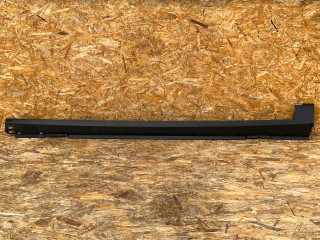 накладка на порог Chevrolet Trax 2 поколение 2024, 1.2 л., бензин, АКПП, внедорожник 5 дв., передний привод, 42865650