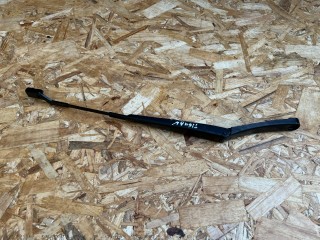 щеткодержатель (поводок стеклоочистителя, дворник) Volkswagen Tiguan 2 поколение [рестайлинг] 2024, 2.0 л., DTEA, бензин, АКПП, внедорожник 5 дв., полный привод, 5NN955409