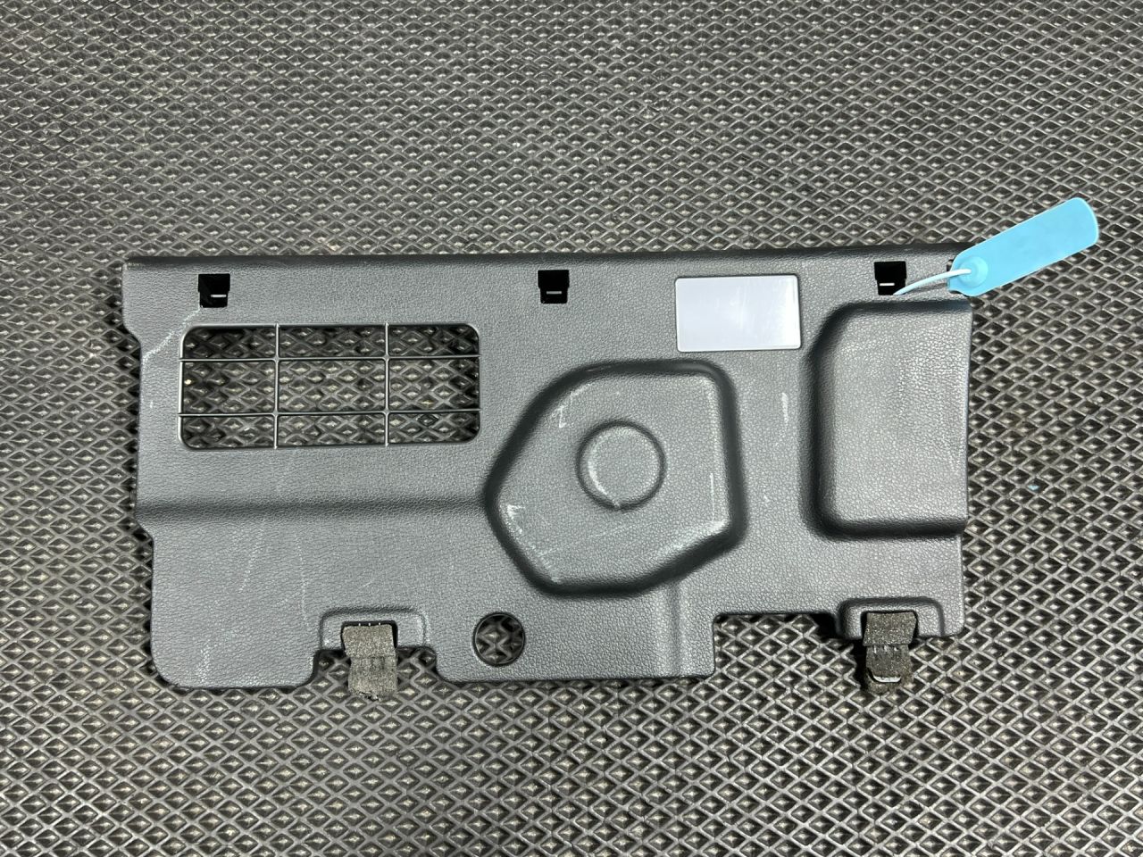 пластик Genesis G70 1 поколение 2019, 2.0 л., G4KL, бензин, АКПП, седан, 97285-G9000, 97285-G9000NNB, 97285J5100 - фото №1