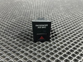 кнопка аварийной сигнализации Volkswagen Tiguan 2 поколение [рестайлинг] 2024, 2.0 л., DTEA, бензин, АКПП, внедорожник 5 дв., полный привод, 5NA919225B