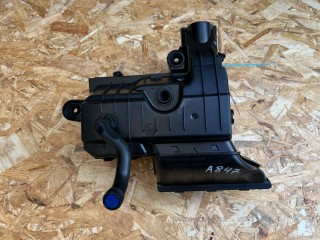 корпус воздушного фильтра Volkswagen Tiguan 2 поколение [рестайлинг] 2024, 2.0 л., DTEA, бензин, АКПП, внедорожник 5 дв., полный привод, 5QN129601, 5QN129607, 5QN129620