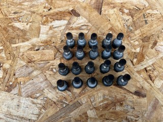 болт колесный Audi A8 D4/4H [рестайлинг] 2013, 4.0 л., CEUA, бензин, АКПП, седан, WHT002438