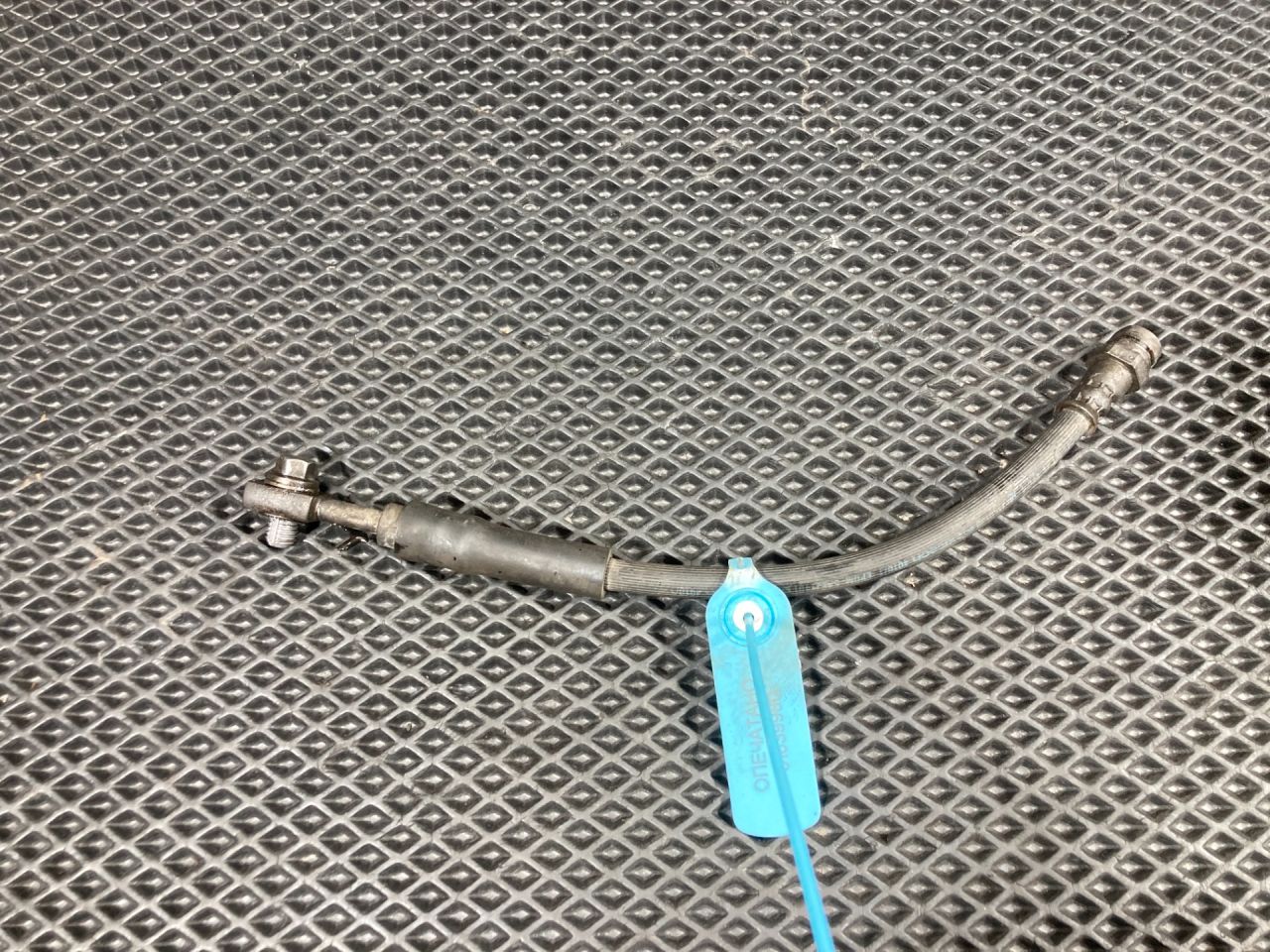 шланг тормозной Volkswagen Taos 1 поколение 2021, 1.5 л., DNKA, бензин, АКПП, внедорожник 5 дв., 5QM611775F - фото №1