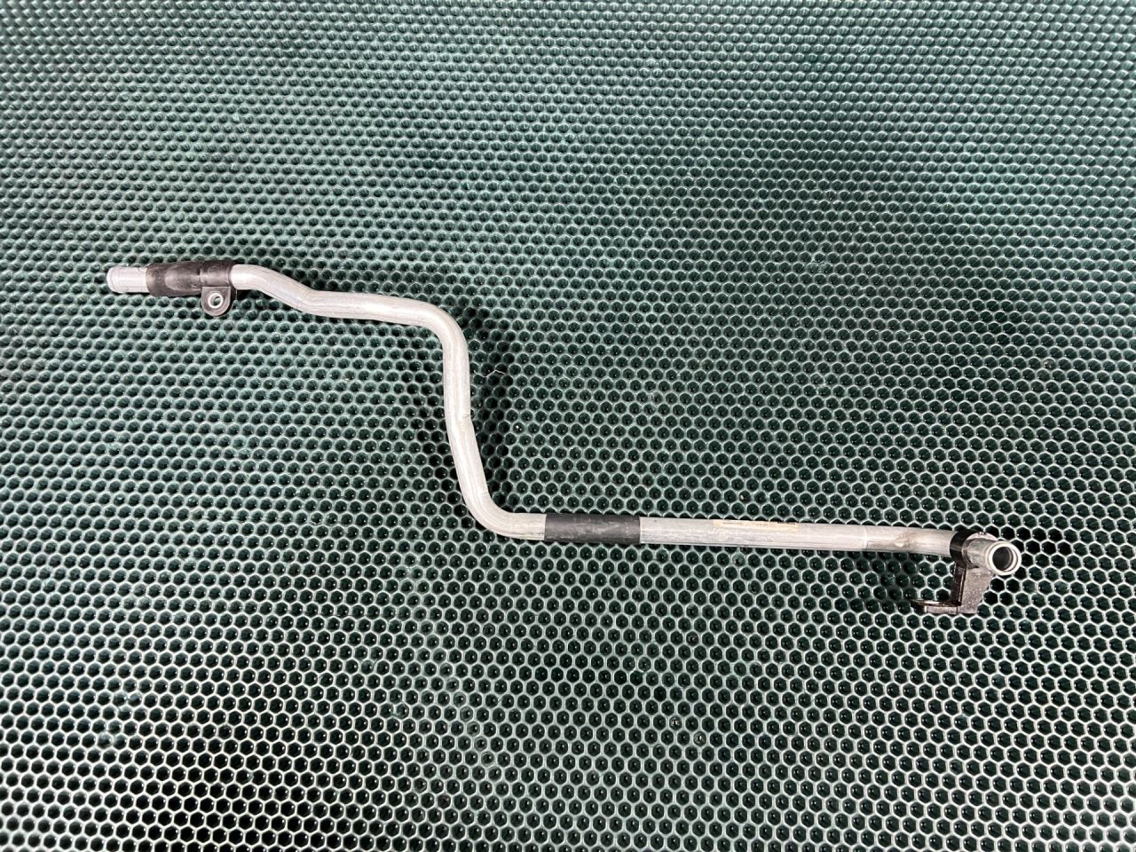 трубка охлаждающей жидкости Audi A6 C8 2018, 3.0 л., бензин, АКПП, седан, 4K0819377AE - фото №1