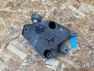 кронштейн двигателя BMW 7 серия G11/G12 2017, 3.0 л., B57 D30 A, дизель, АКПП, седан, 2211686155703, 22116861557, 22116861553