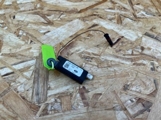 антенна Jaguar F-Pace 1 поколение X761 2016, 3.0 л., бензин, АКПП, внедорожник 5 дв., HK8318C901BB