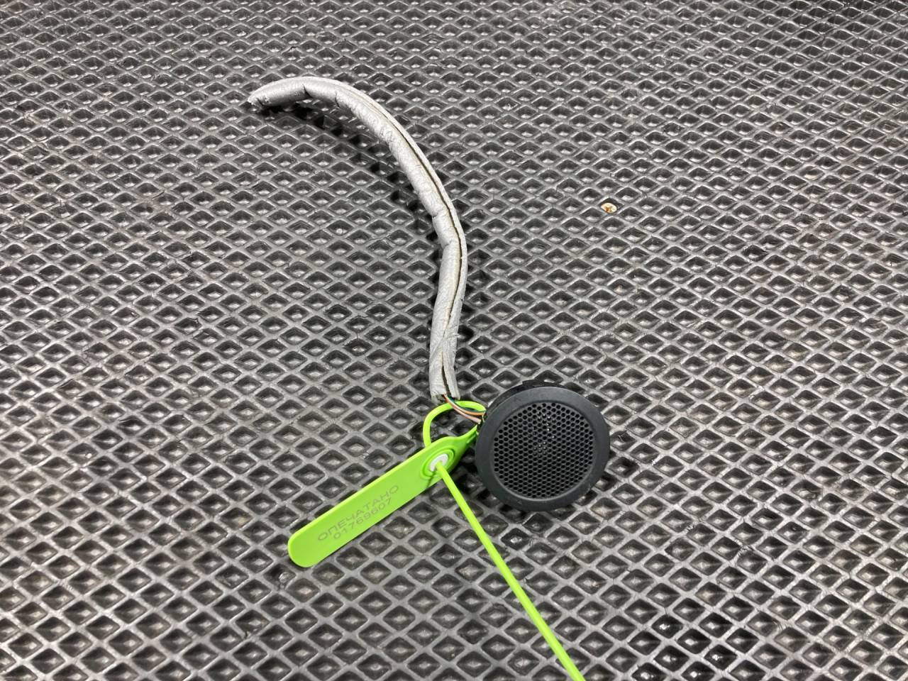 динамик Jaguar F-Pace 1 поколение X761 2016, 3.0 л., AJ 126, бензин, АКПП, внедорожник 5 дв., DH5218808AA, T4N3828 - фото №1