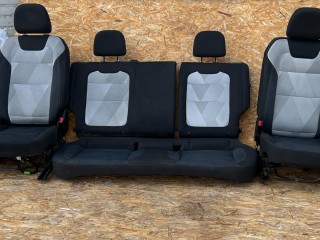 салон (комплект сидений) Chevrolet Trax 2 поколение 2024, 1.2 л., бензин, АКПП, внедорожник 5 дв., передний привод, 42813382, 42814443, 13551305, 42731086, 42837808, 42848506, 13551304, 42879336, 42819102, 42848702, 42813381, 13551304, 42837810, 42850129