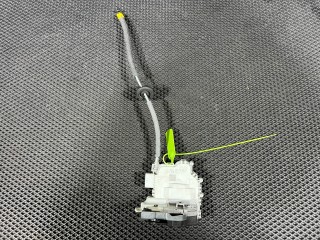 замок двери задней левой Audi A4 B9 2018, 2.0 л., CVKB, бензин, МКПП, седан, 8X0839015D